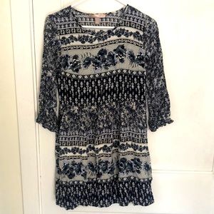 Forever 21 Contemporary 3/4 sleeve dress